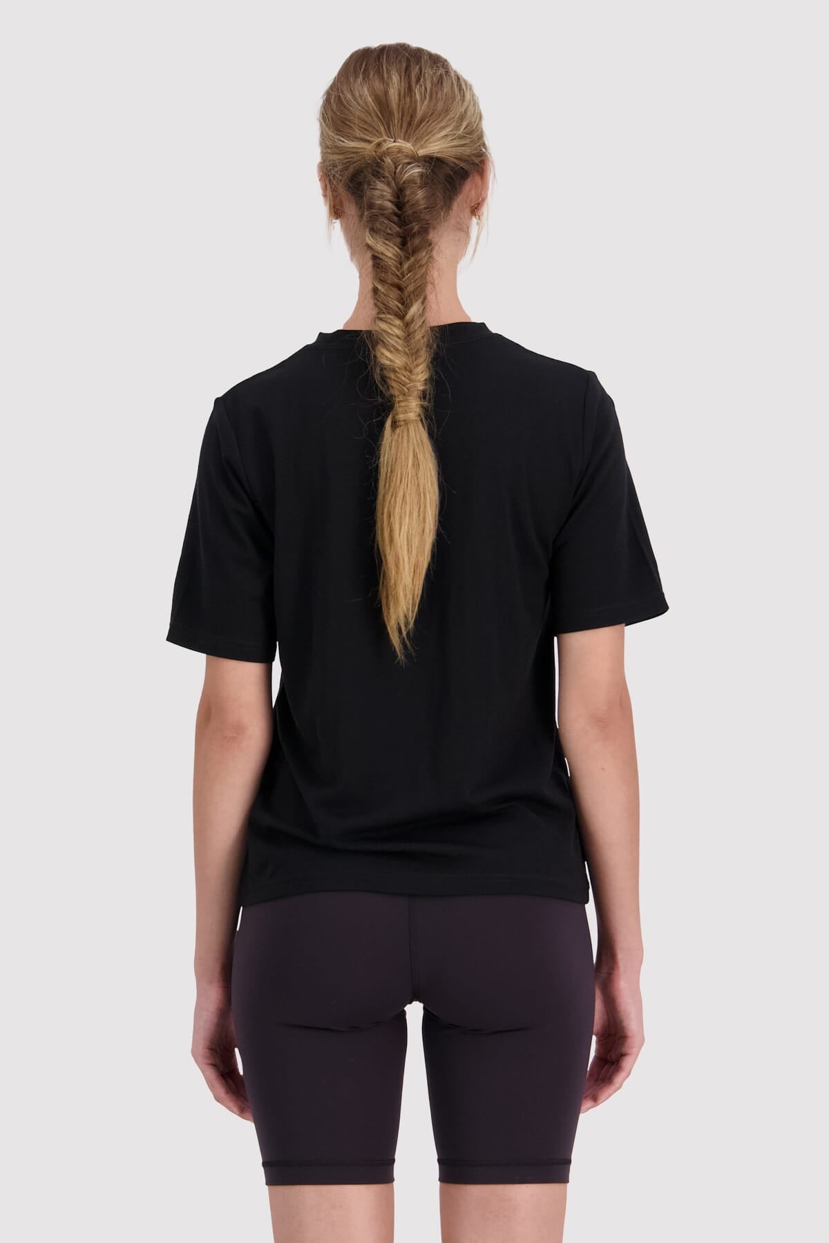 Icon Merino Air-Con Relaxed Tee - Black