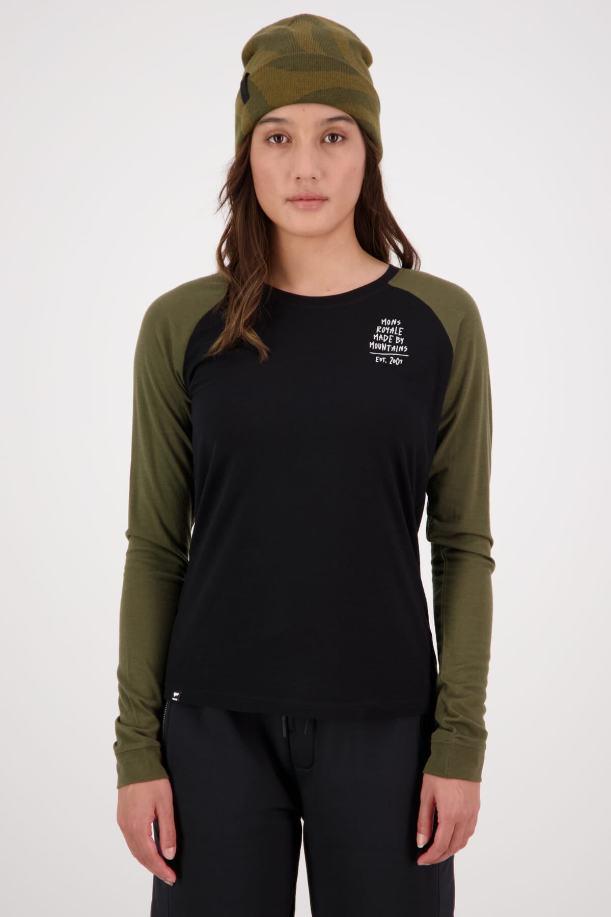Icon Merino Air-Con Raglan - Dark Olive Black